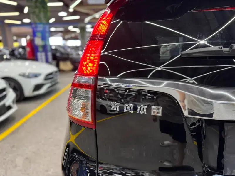 Honda CR-V 2015 2.0L 2WD Fashion Edition — миниатюра 9