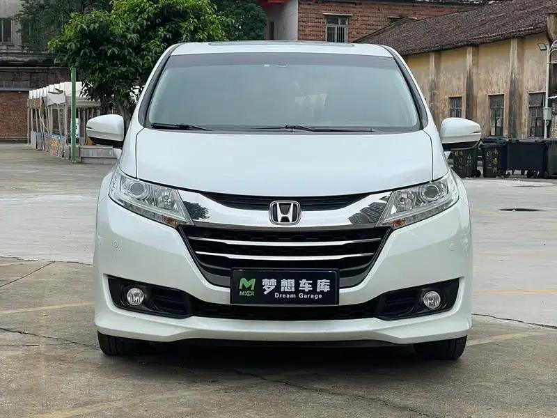 2017 Odyssey 2.4L Luxury Edition — миниатюра 2