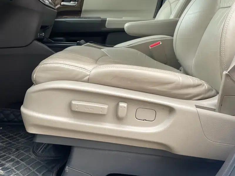 2017 Odyssey 2.4L Luxury Edition — миниатюра 19