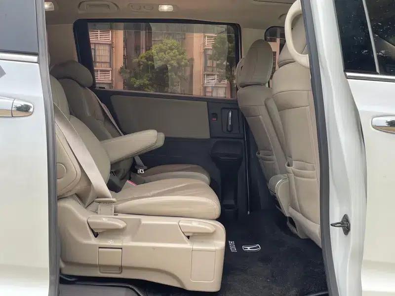 2017 Odyssey 2.4L Luxury Edition — миниатюра 23