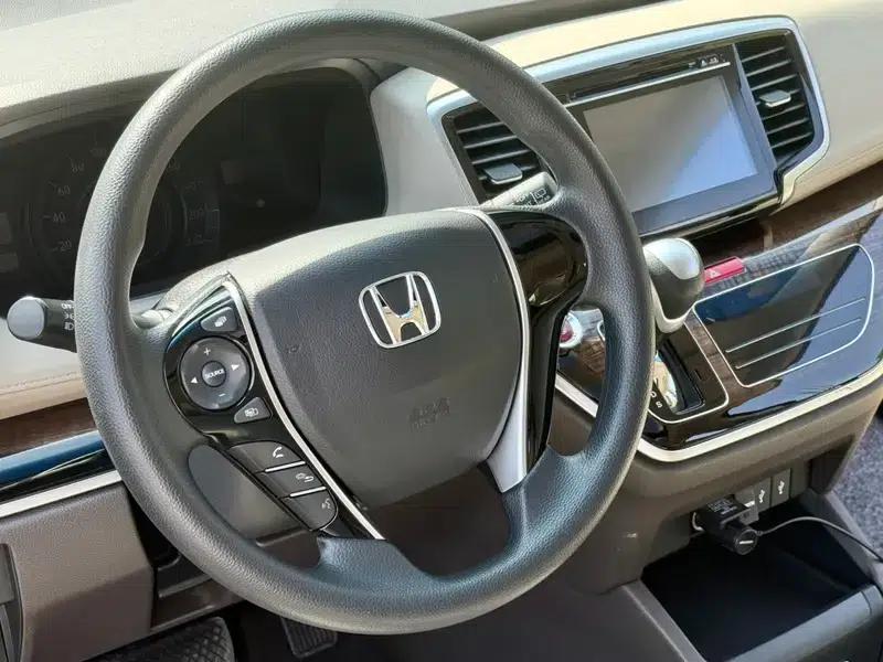 2017 Odyssey 2.4L Luxury Edition — миниатюра 15