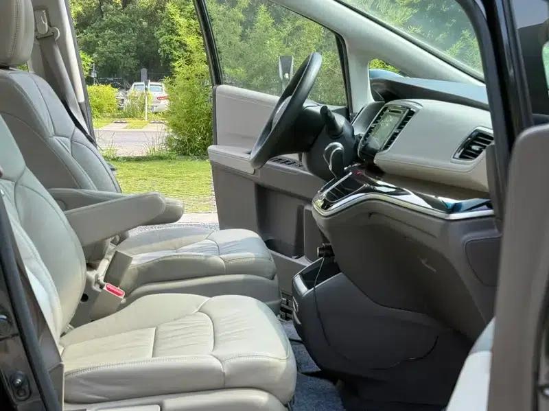 2017 Odyssey 2.4L Luxury Edition — миниатюра 22