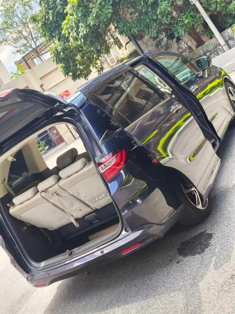 2015 Odyssey 2.4L Luxury Edition — миниатюра 4