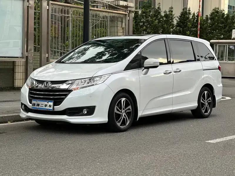2015 Odyssey 2.4L Luxury Edition — миниатюра 1
