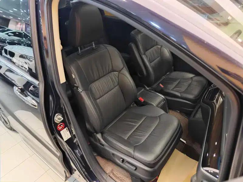 Odyssey 2019 2.0L Elite Premium Edition — миниатюра 29