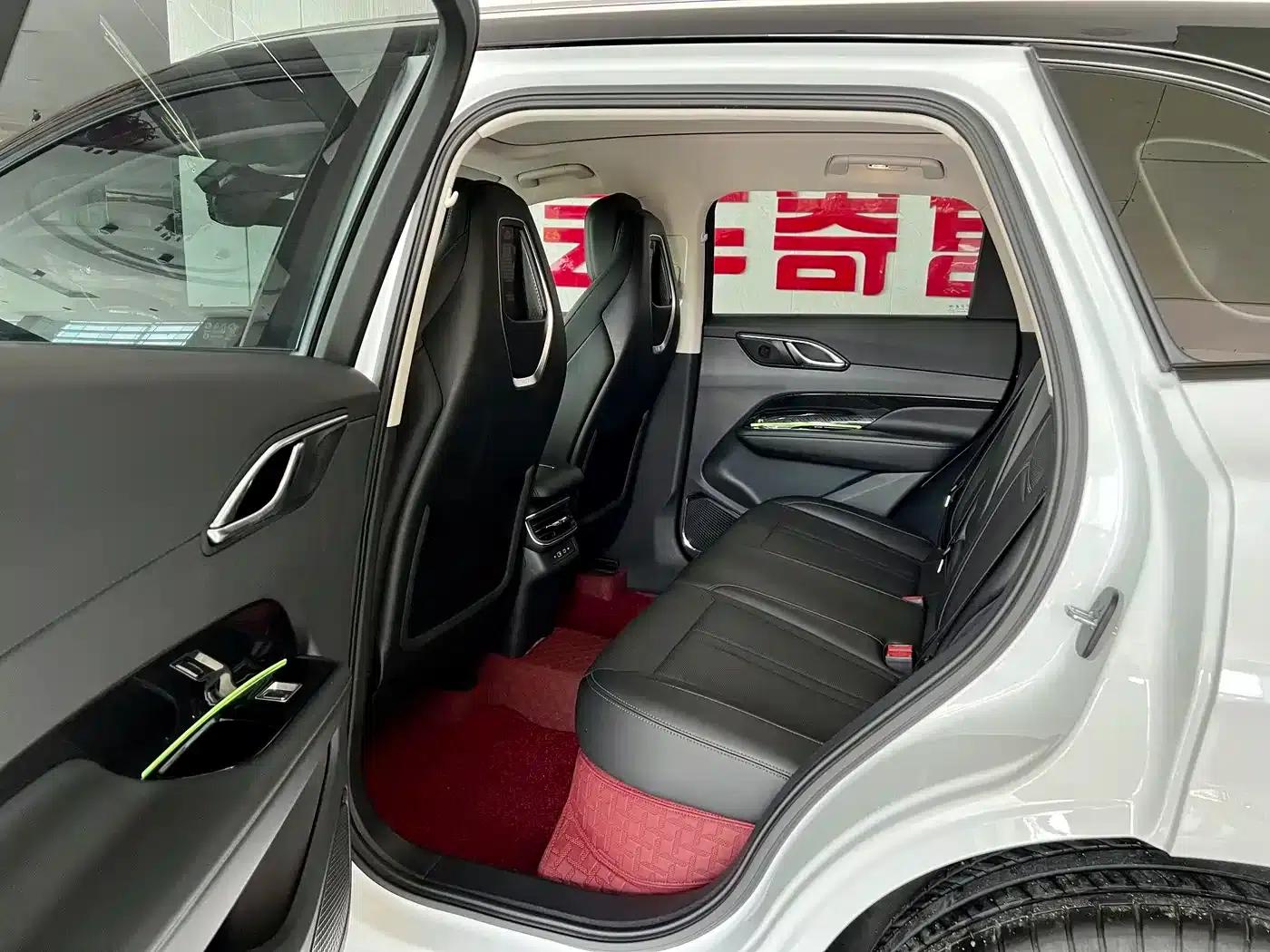 Hongqi HS3 2024 1.5T Goodness Edition — миниатюра 3