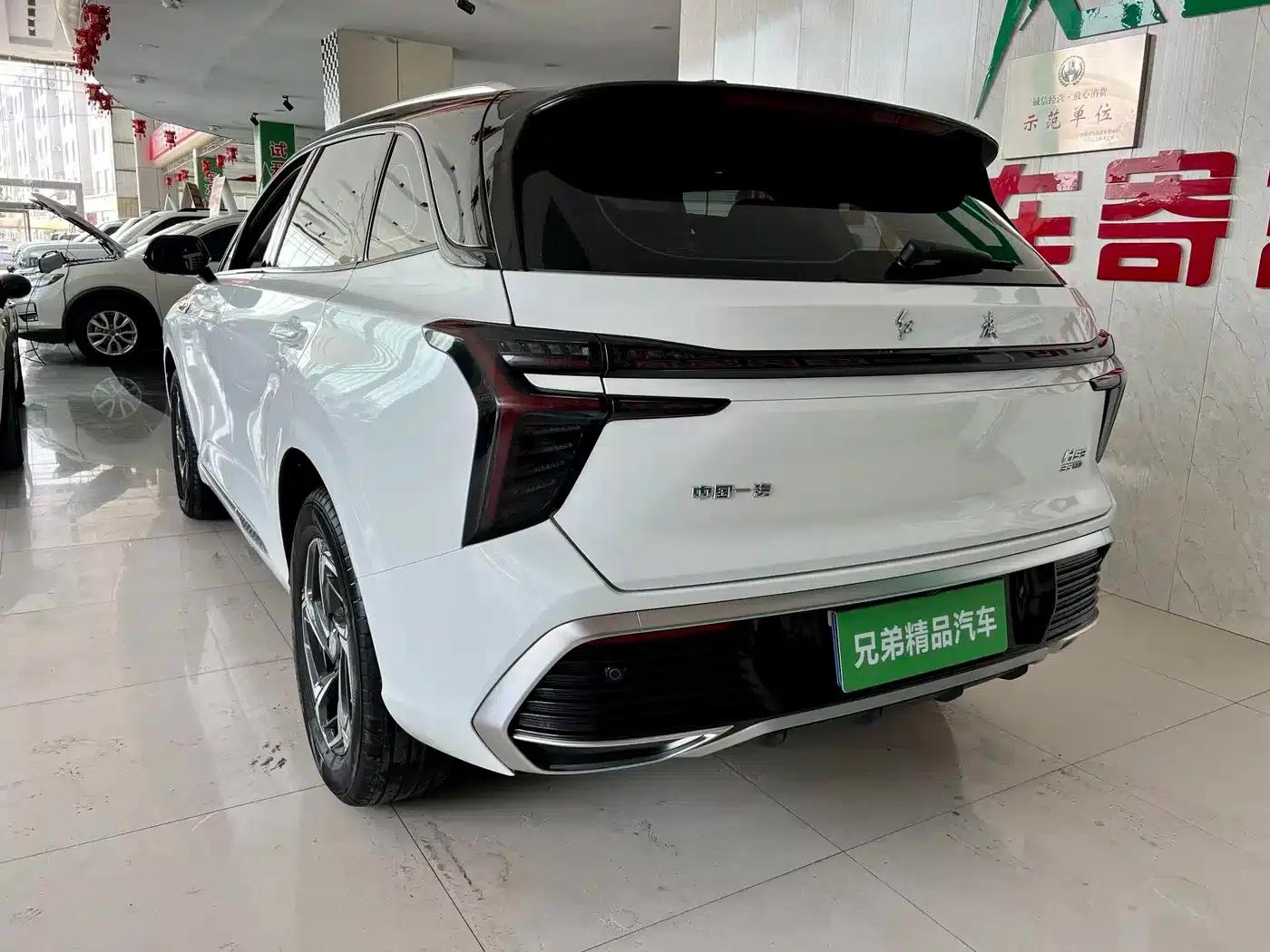Hongqi HS3 2024 1.5T Goodness Edition — миниатюра 7