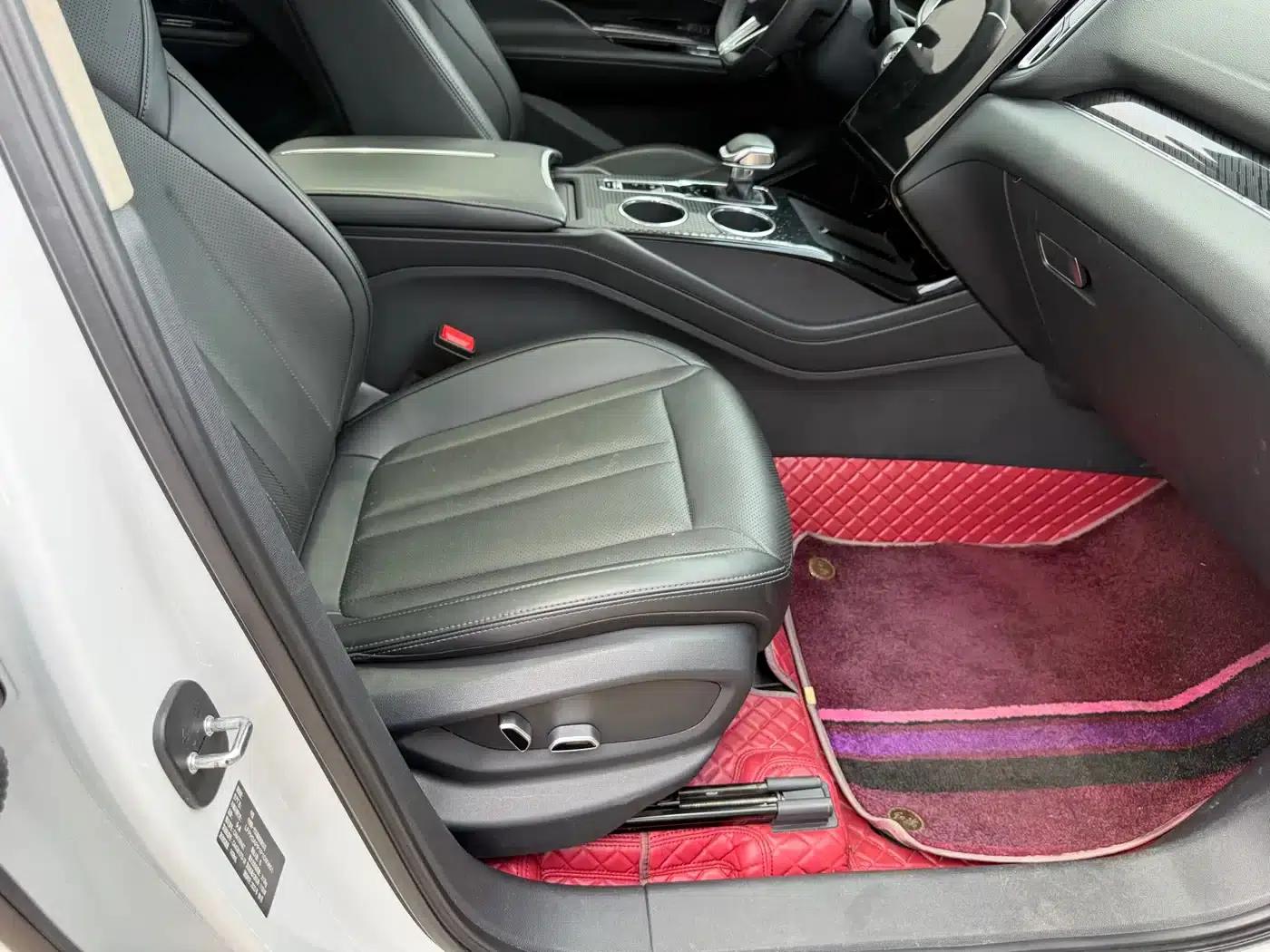 Hongqi HS3 2023 1.5T 2WD Goodness Edition — миниатюра 14