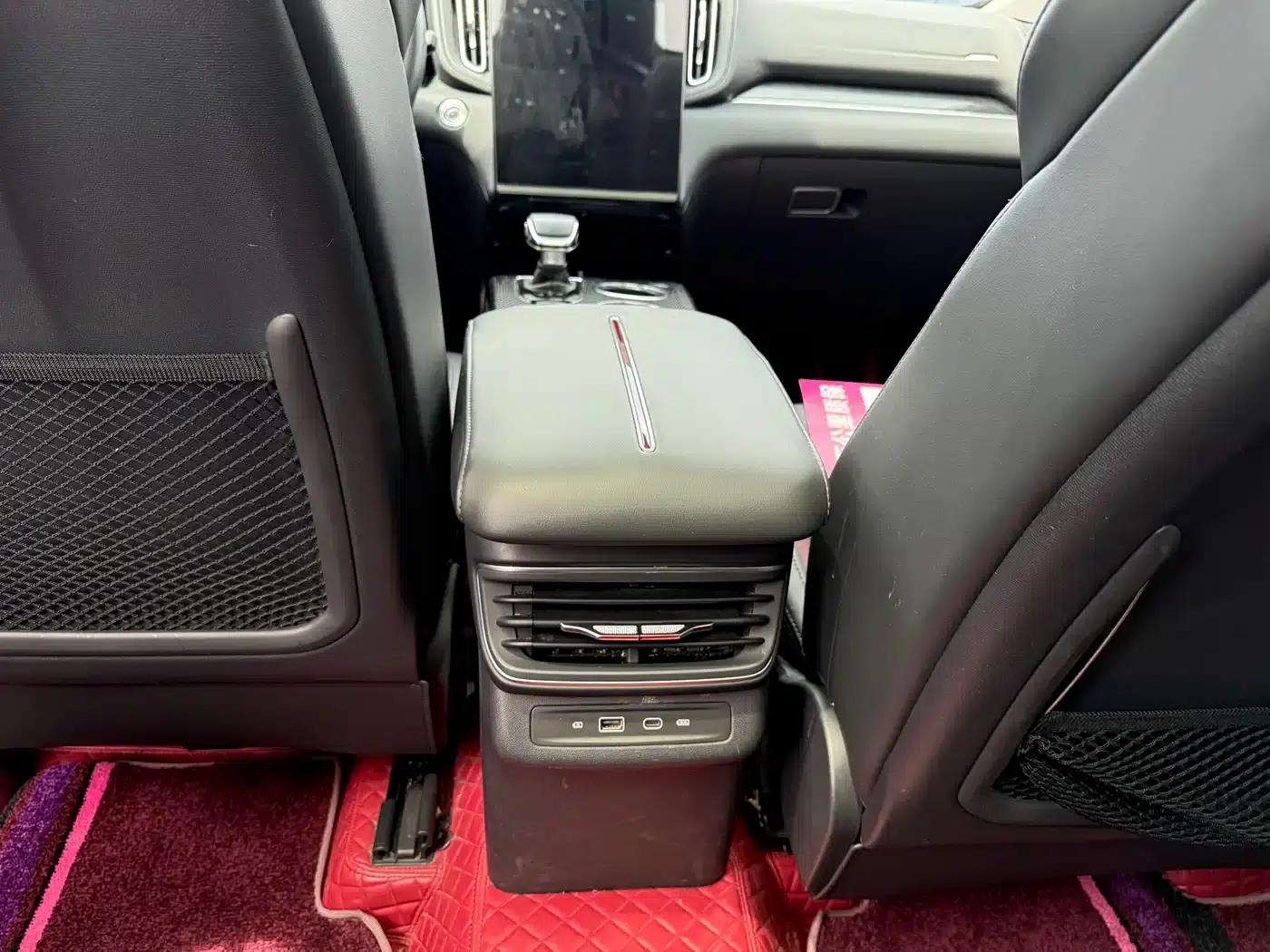 Hongqi HS3 2023 1.5T 2WD Goodness Edition — миниатюра 10