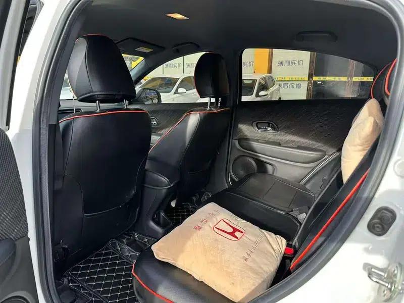 Honda XR-V 2017 1.5L LXi CVT Classic Edition — миниатюра 11