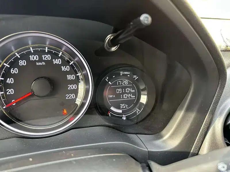 Honda XR-V 2017 1.5L LXi CVT Classic Edition — миниатюра 9