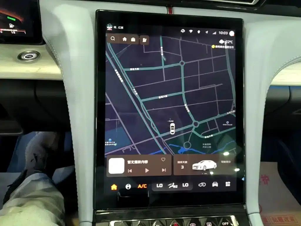 Hongqi H5 PHEV 2025 Model 170 Super Hybrid — миниатюра 13