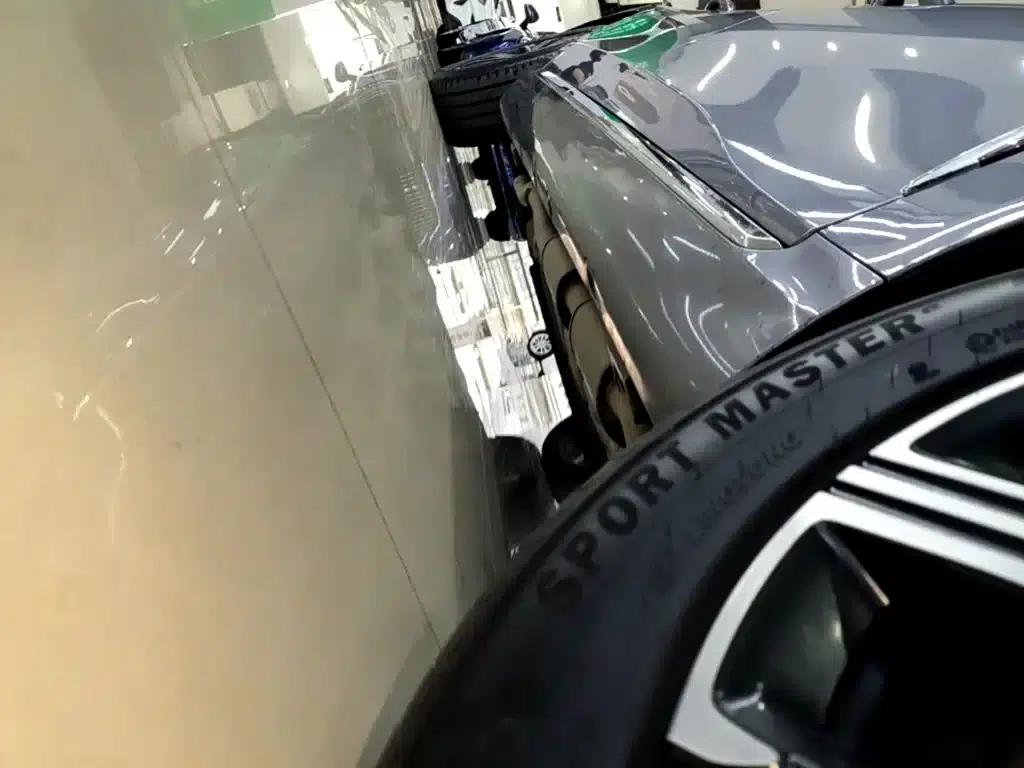 Hongqi H5 PHEV 2025 Model 170 Super Hybrid — миниатюра 21
