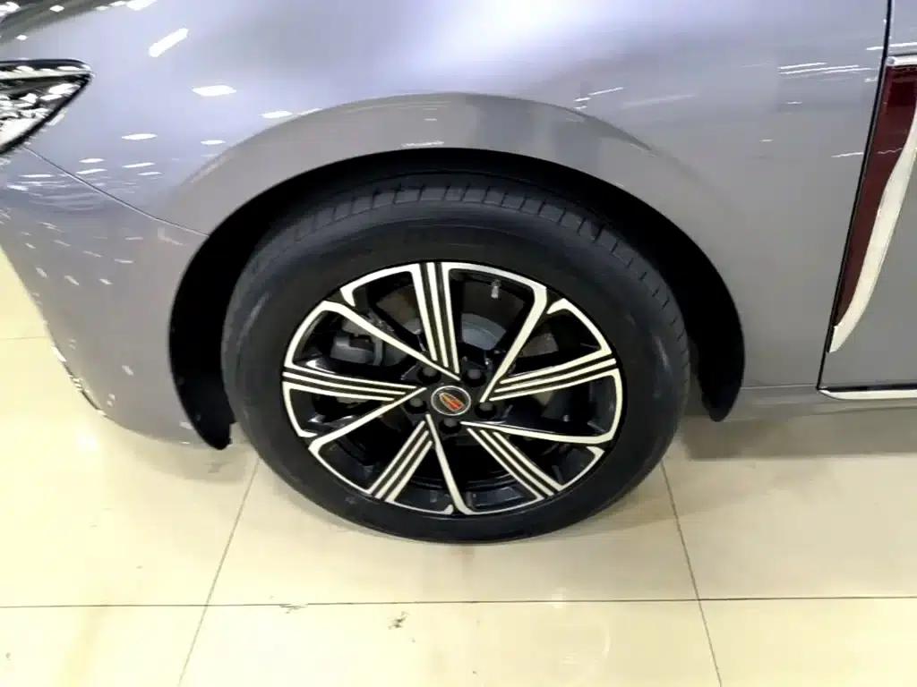 Hongqi H5 PHEV 2025 Model 170 Super Hybrid — миниатюра 23