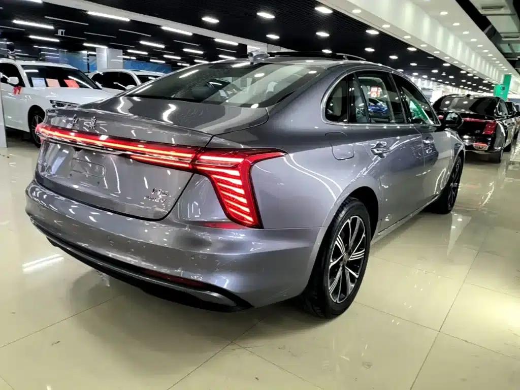 Hongqi H5 PHEV 2025 Model 170 Super Hybrid — миниатюра 7