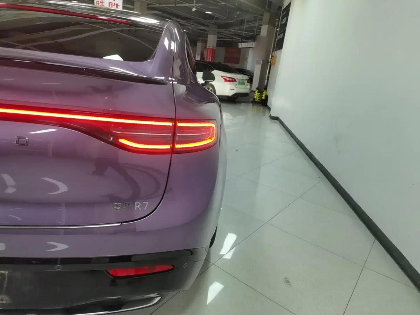 Hima Luxeed R7 2024 All-Electric 802 km Max — миниатюра 14