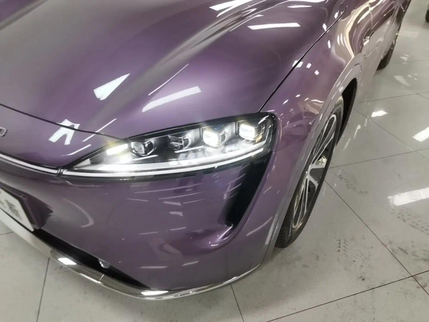 Hima Luxeed R7 2024 All-Electric 802 km Max — миниатюра 8
