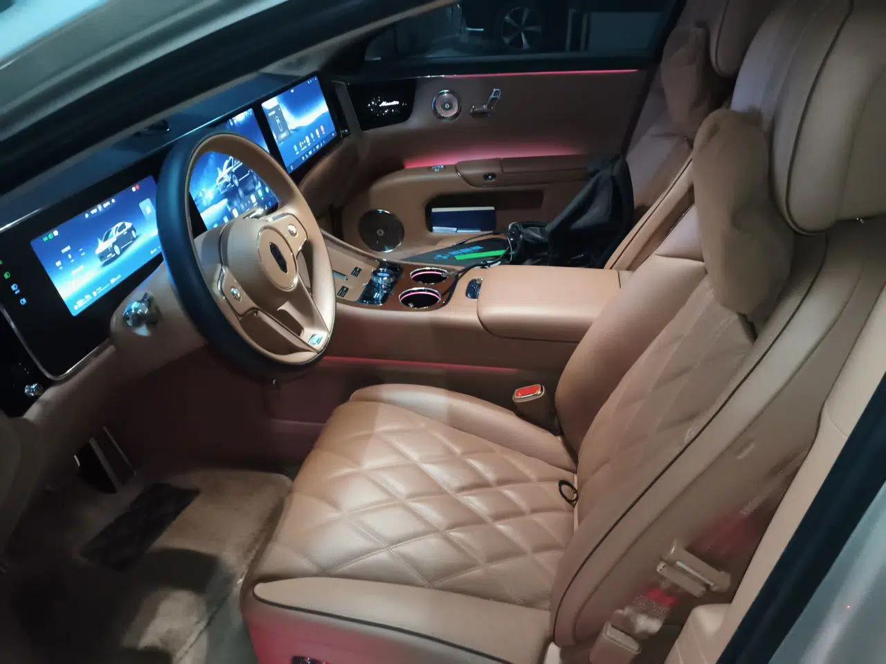 Hima S800 2025 Model, Range-Extended Starlight Premium Edition, 5 Seats — миниатюра 15