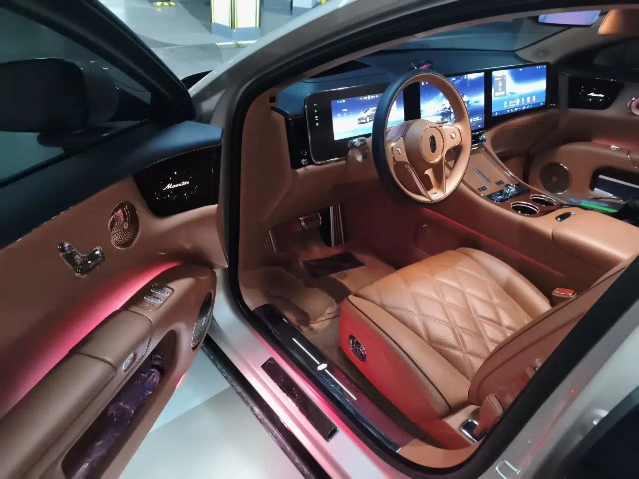 Hima S800 2025 Model, Range-Extended Starlight Premium Edition, 5 Seats — миниатюра 16