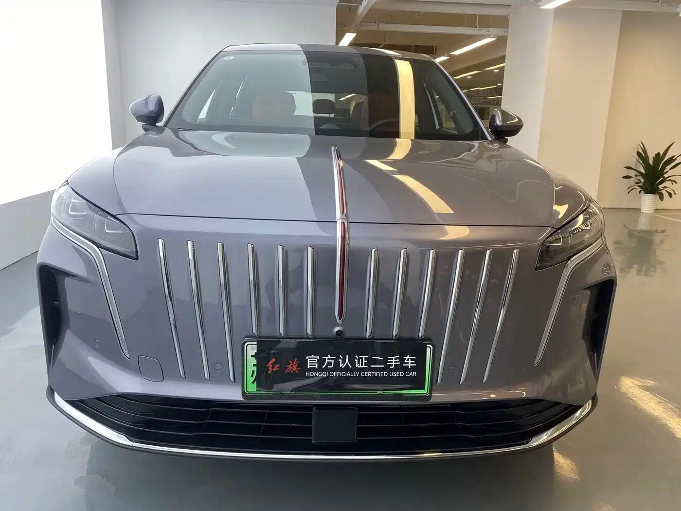 Hongqi HS6 PHEV 2026 Model 220 AWD Intelligent Hybrid — миниатюра 2