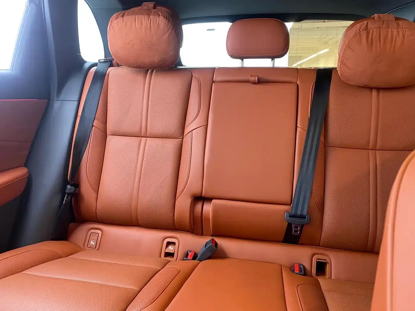Hongqi HS6 PHEV 2026 Model 220 AWD Intelligent Hybrid — миниатюра 12