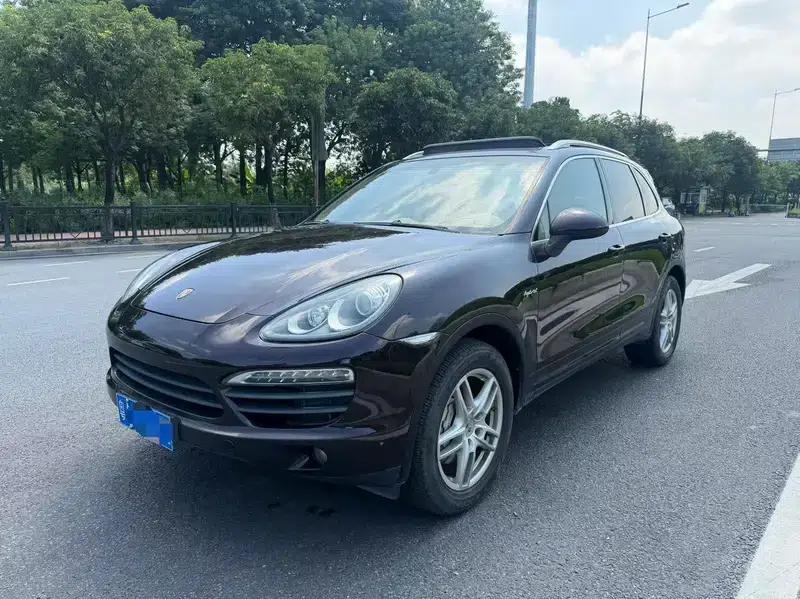 Cayenne 2011 Cayenne S Hybrid 3.0T — миниатюра 1