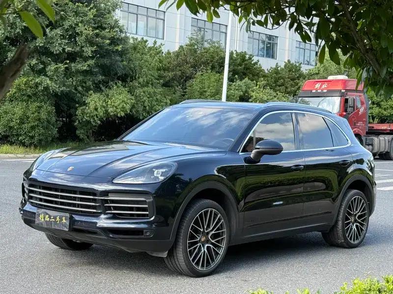 Cayenne 2019 Cayenne 3.0T — миниатюра 1
