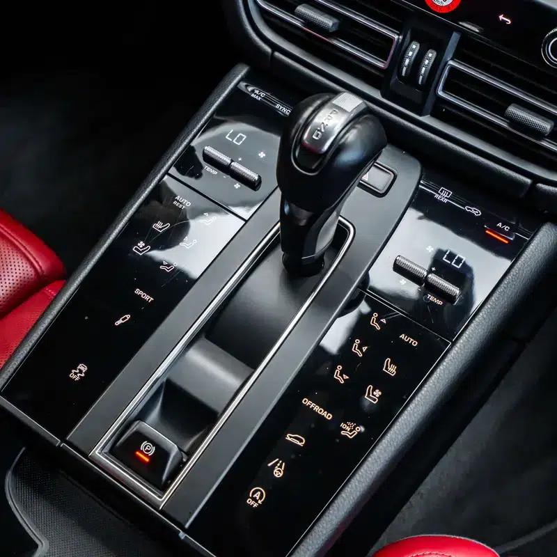 2023 Macan Facelift Macan 2.0T — миниатюра 18