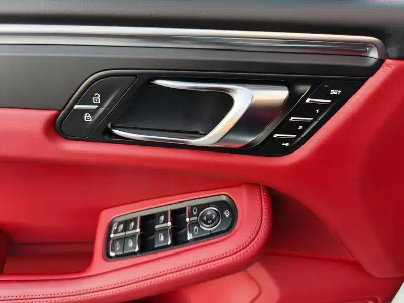 2021 Macan 2.0T — миниатюра 23