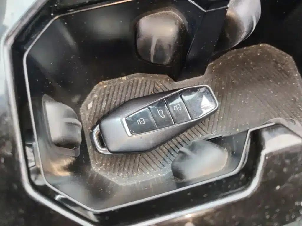iCAR 03 2024 Model 401km 2WD Standard Advanced Edition — миниатюра 9