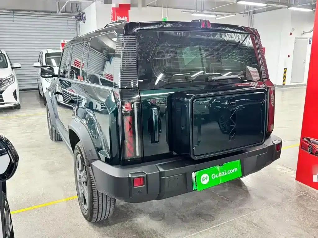 iCAR 03 2024 Model 401km 2WD Standard Trend Edition — миниатюра 5