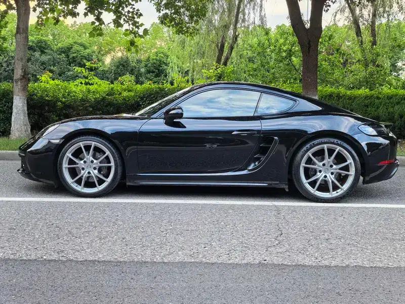 Porsche 718 Cayman 2018 2.0T — миниатюра 4