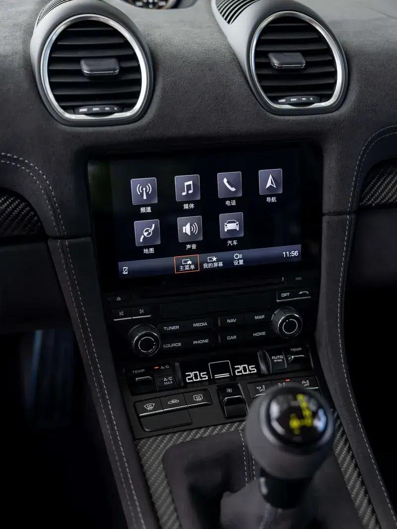 Porsche 718 2022 Cayman GT4 RS 4.0L — миниатюра 12