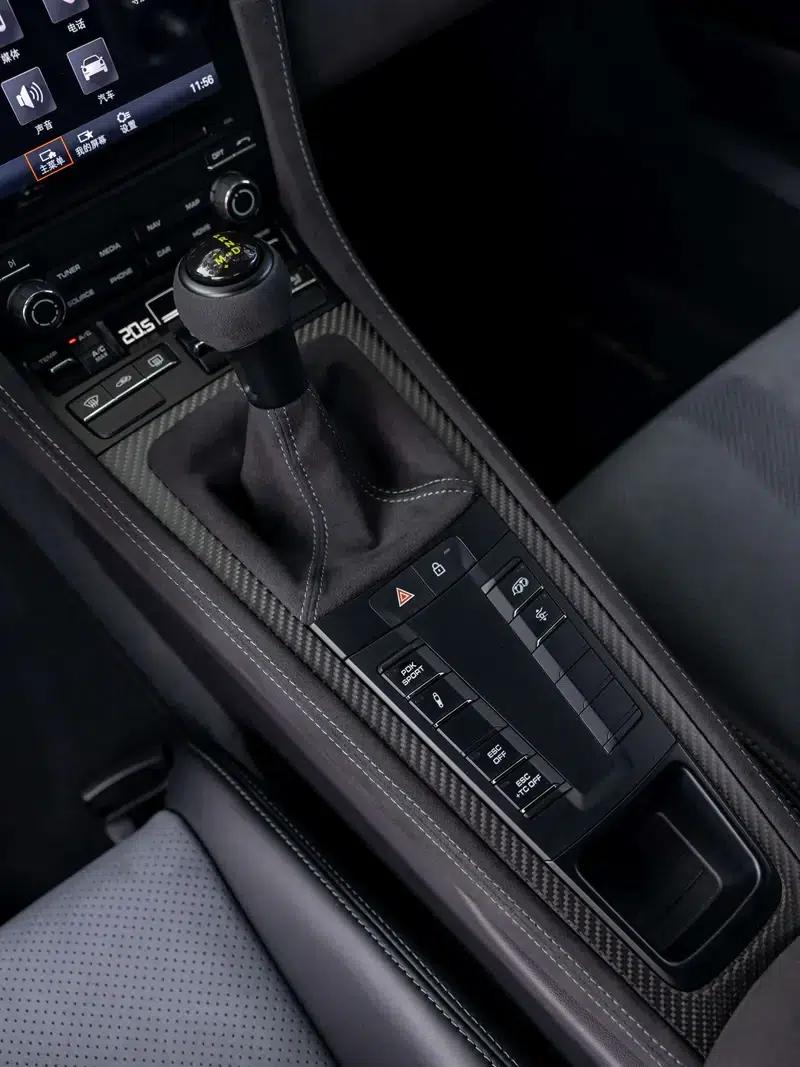 Porsche 718 2022 Cayman GT4 RS 4.0L — миниатюра 18