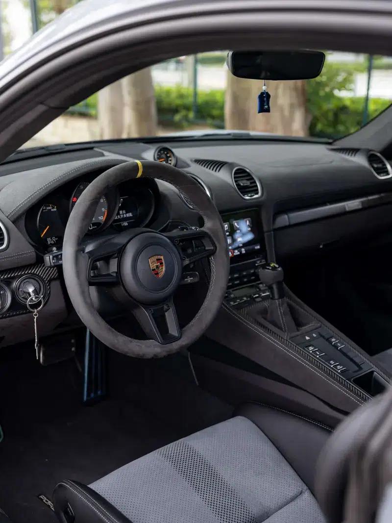 Porsche 718 2022 Cayman GT4 RS 4.0L — миниатюра 19