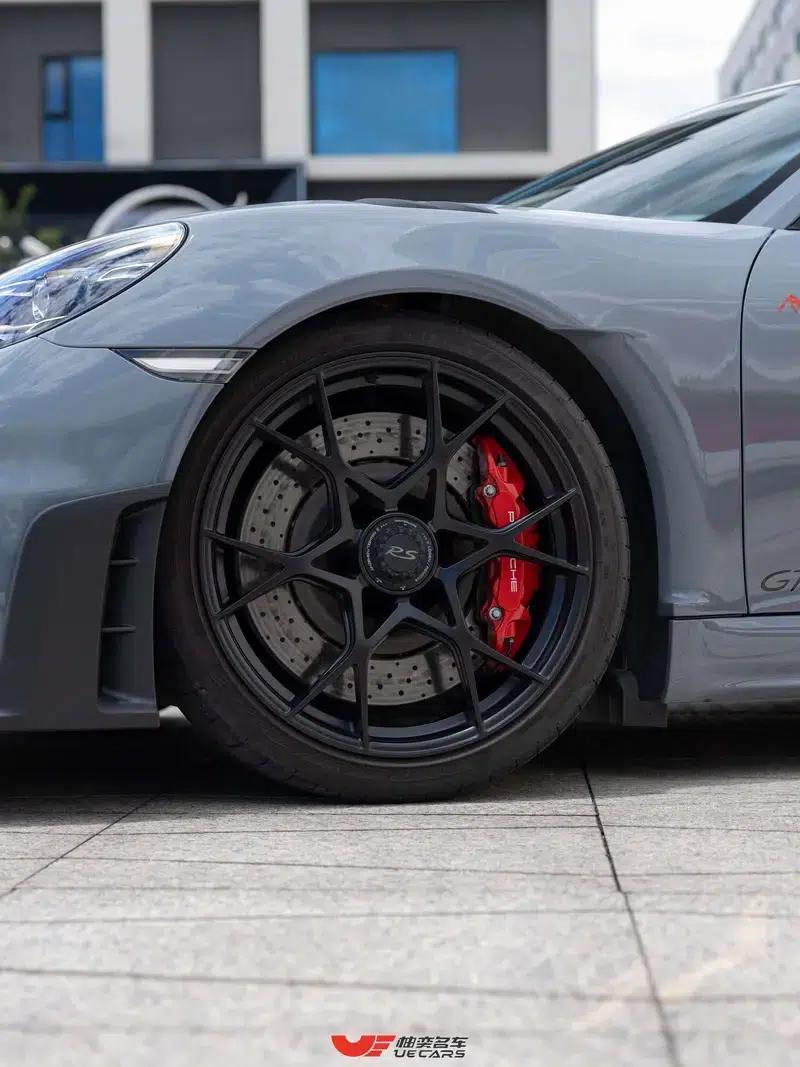 Porsche 718 2022 Cayman GT4 RS 4.0L — миниатюра 9