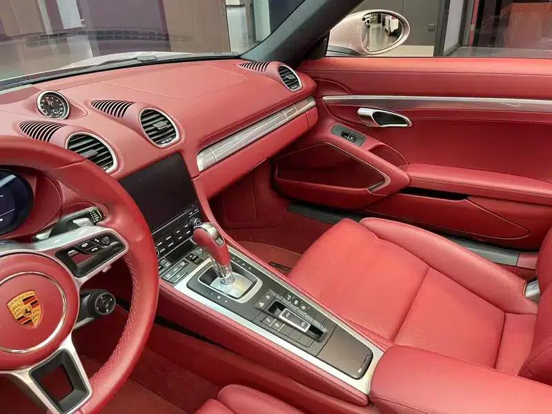 2022 Porsche 718 Boxster 2.0T — миниатюра 12