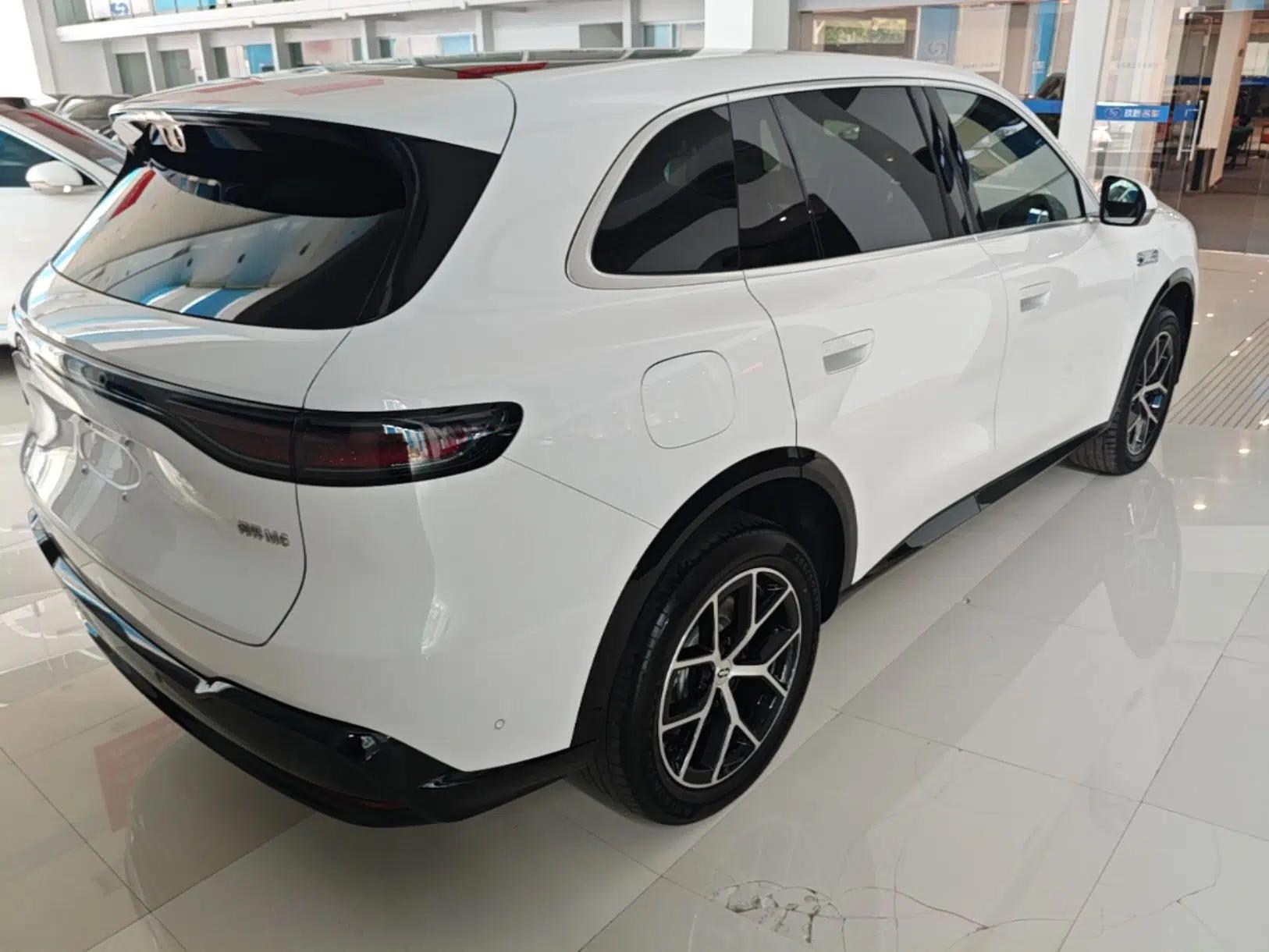Hima AITO M6 2026 Model Range-Extended Max+ Four-Wheel Drive — миниатюра 6