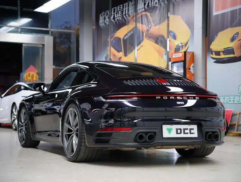 Porsche 911 2020 Carrera 4 3.0T — миниатюра 5