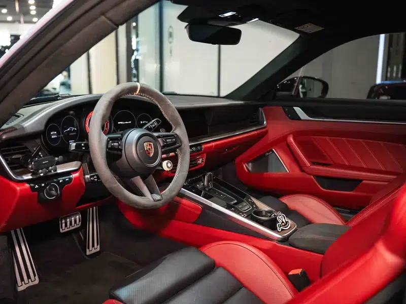 2022 Porsche 911 Turbo S 3.7T — миниатюра 22
