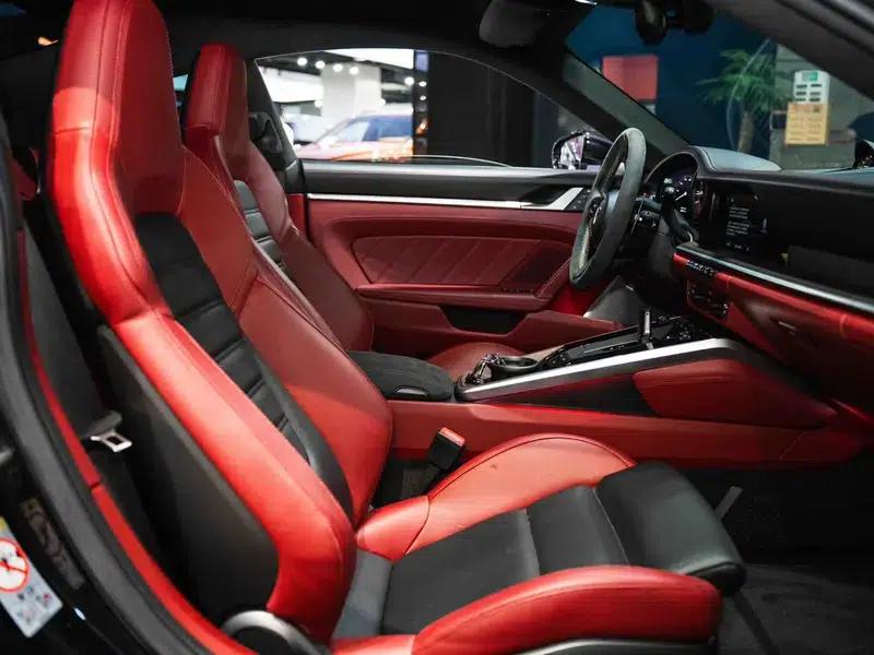 2022 Porsche 911 Turbo S 3.7T — миниатюра 25