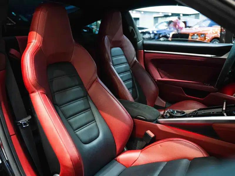 2022 Porsche 911 Turbo S 3.7T — миниатюра 26
