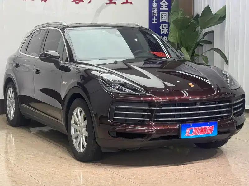 Cayenne E-Hybrid 2020 Cayenne E-Hybrid 2.0T — миниатюра 3