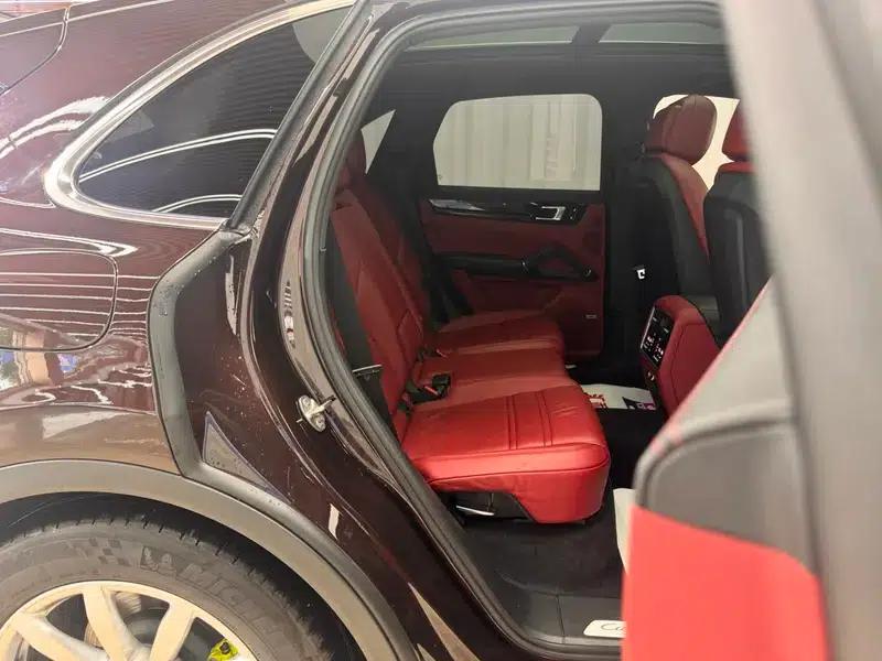 Cayenne E-Hybrid 2020 Cayenne E-Hybrid 2.0T — миниатюра 25