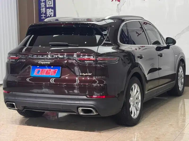 Cayenne E-Hybrid 2020 Cayenne E-Hybrid 2.0T — миниатюра 6