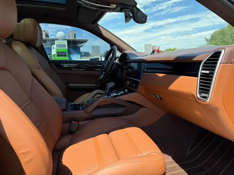 Cayenne E-Hybrid 2019 Cayenne E-Hybrid 2.0T — миниатюра 18