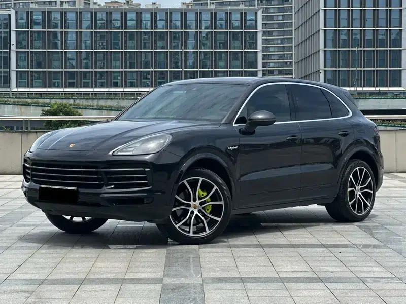 Cayenne E-Hybrid 2021 Cayenne E-Hybrid 2.0T — миниатюра 1