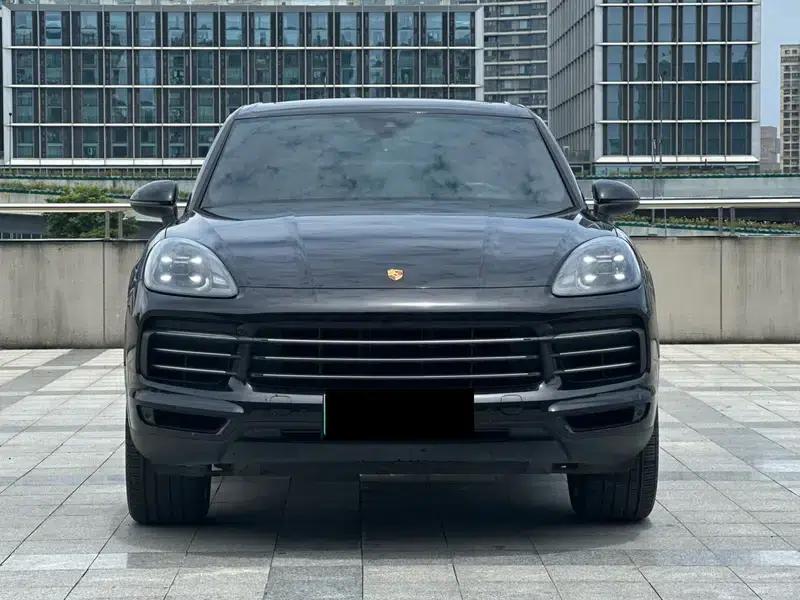 Cayenne E-Hybrid 2021 Cayenne E-Hybrid 2.0T — миниатюра 2