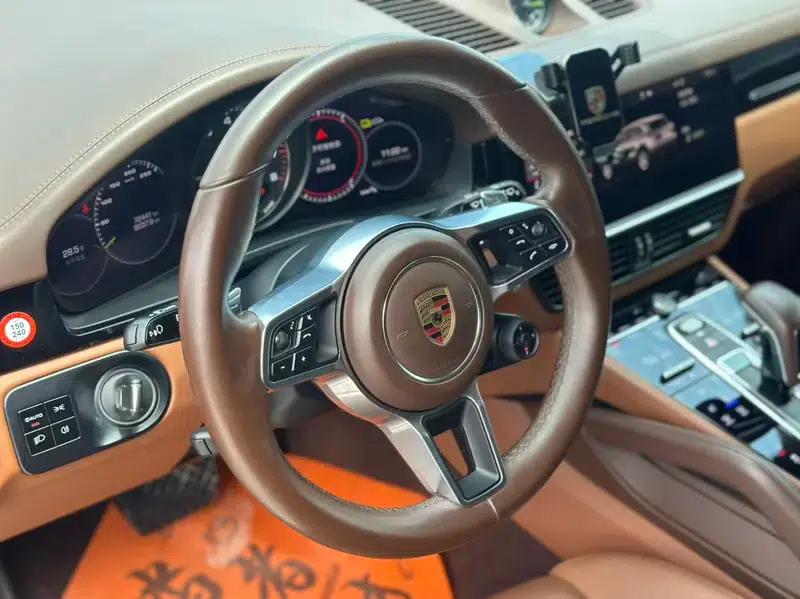 Cayenne E-Hybrid 2021 Cayenne E-Hybrid 2.0T — миниатюра 9