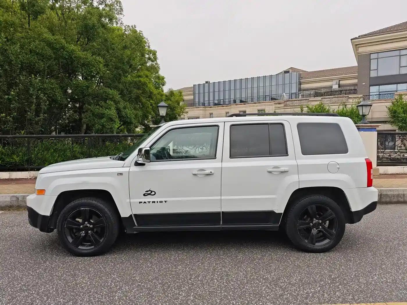 2014 Jeep Compass 2.0L Sport Enhanced Edition — миниатюра 4